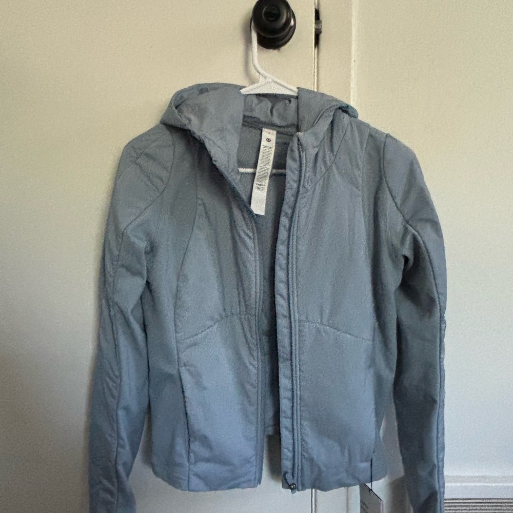 NWT LULULEMON Jacket SIZE 8